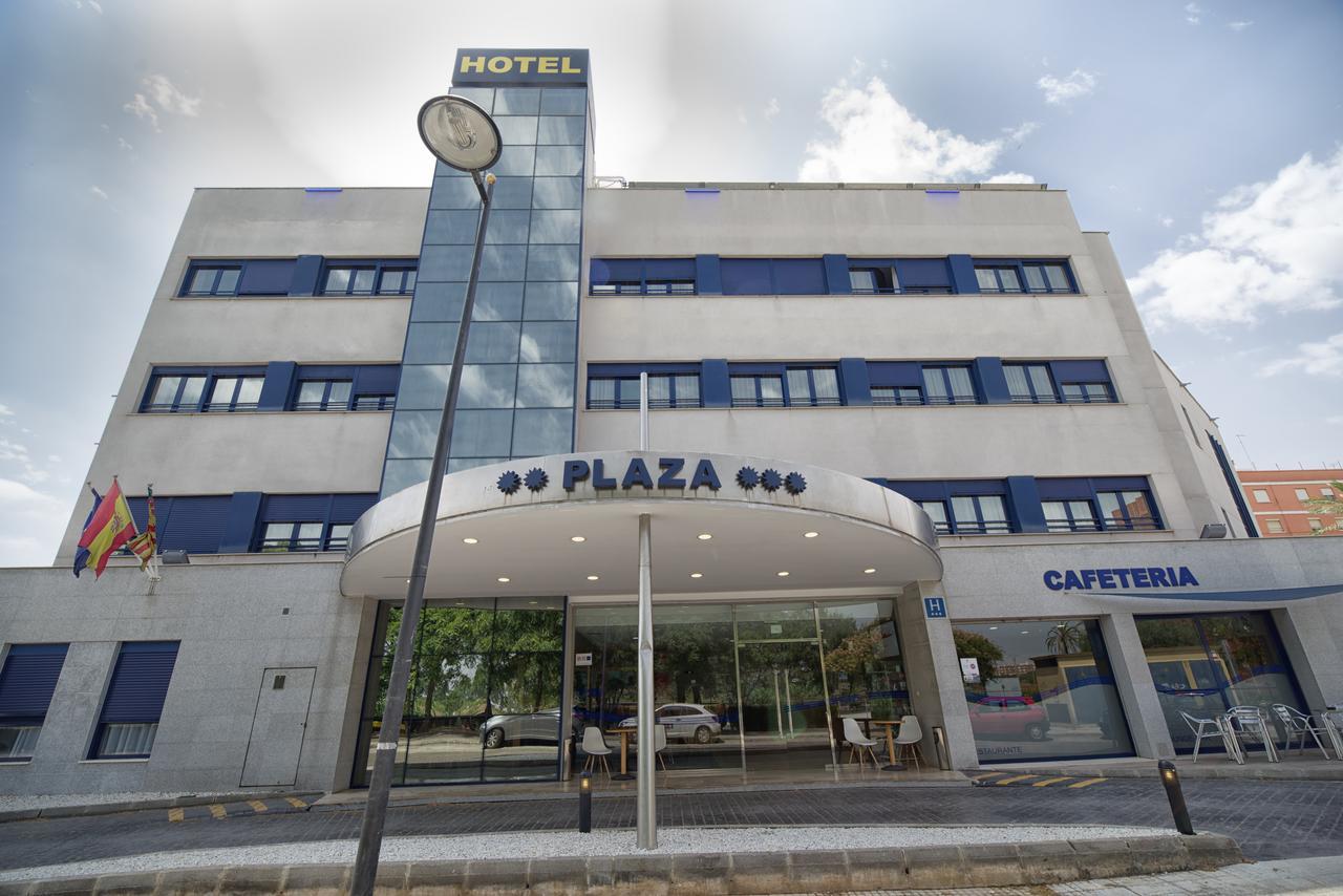 Plaza Alaquas Hotel Exterior photo